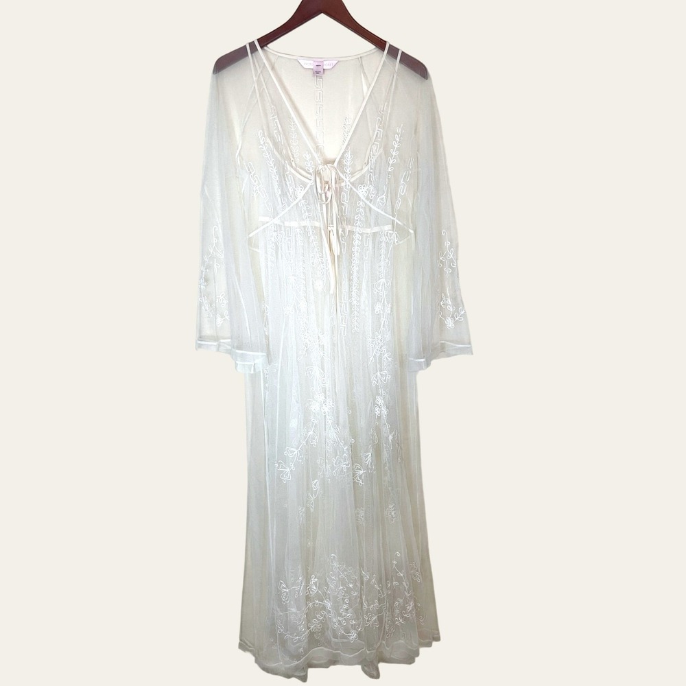 Victorias Secret Bridal Ivory Sheer Embroidered Robe & gown Set Penoir ML L